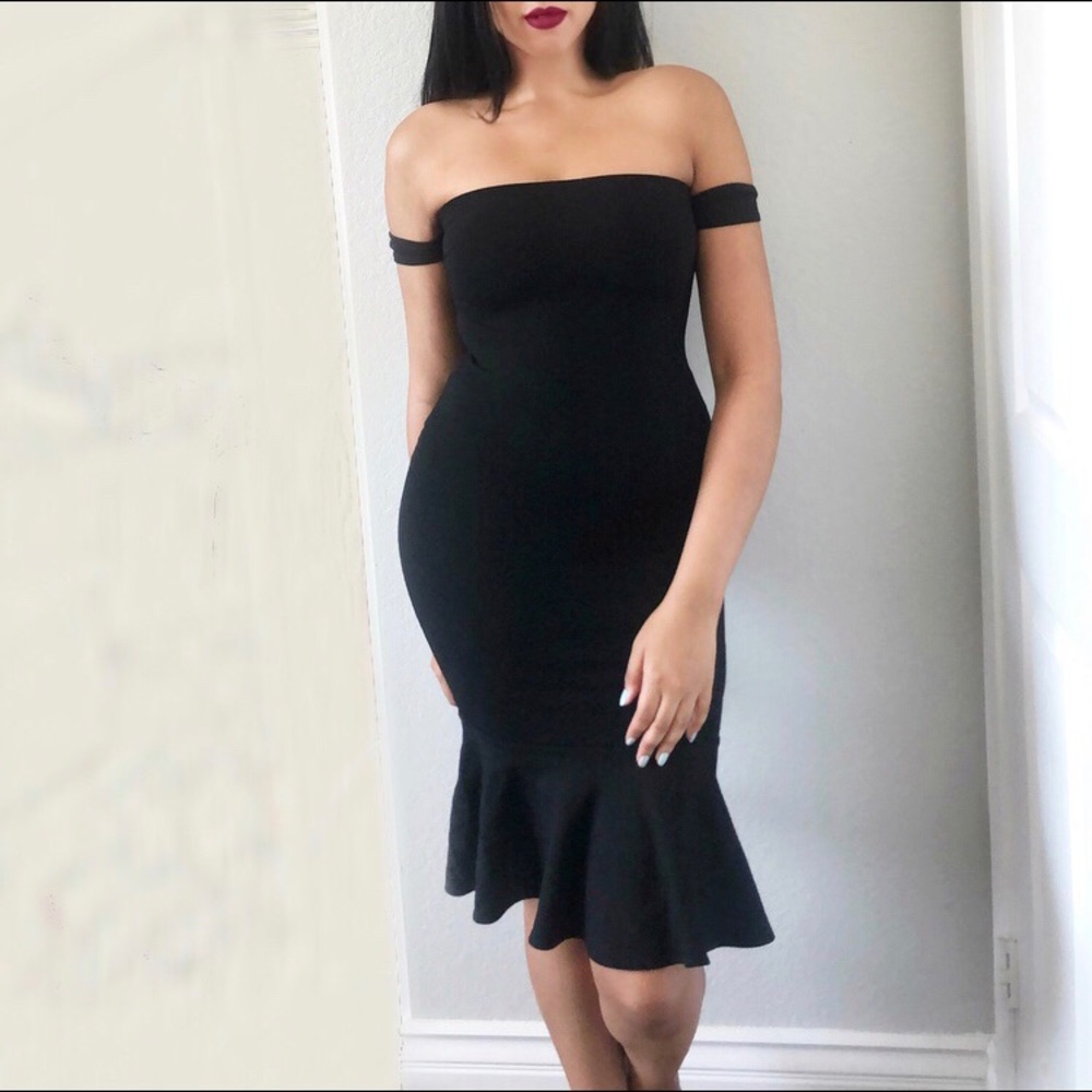 Off the shoulder mermaid dress